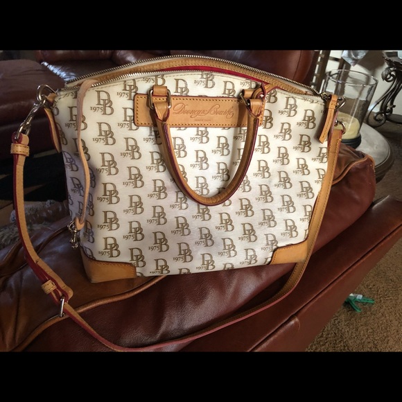 Dooney & Bourke Cream and Brown Shoulder Bag - Picture 3 of 5
